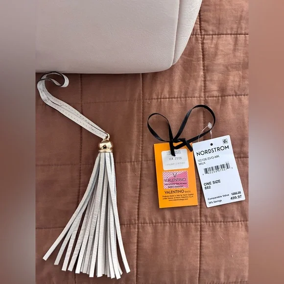 Valentino Cream Chain Shoulder Bag - Picture 11 of 11